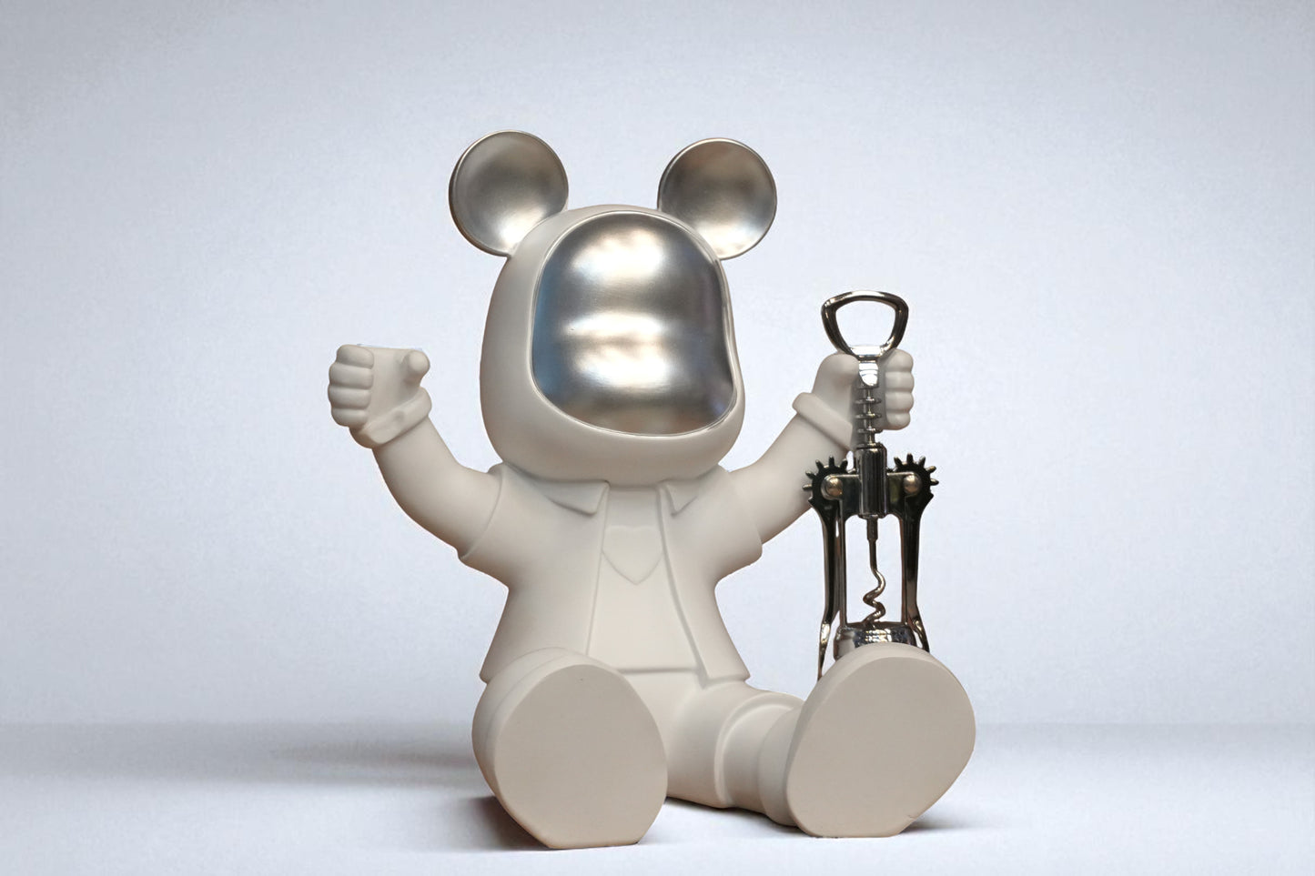 Decoracion soporte para copas de vino con sacacorchos de raton